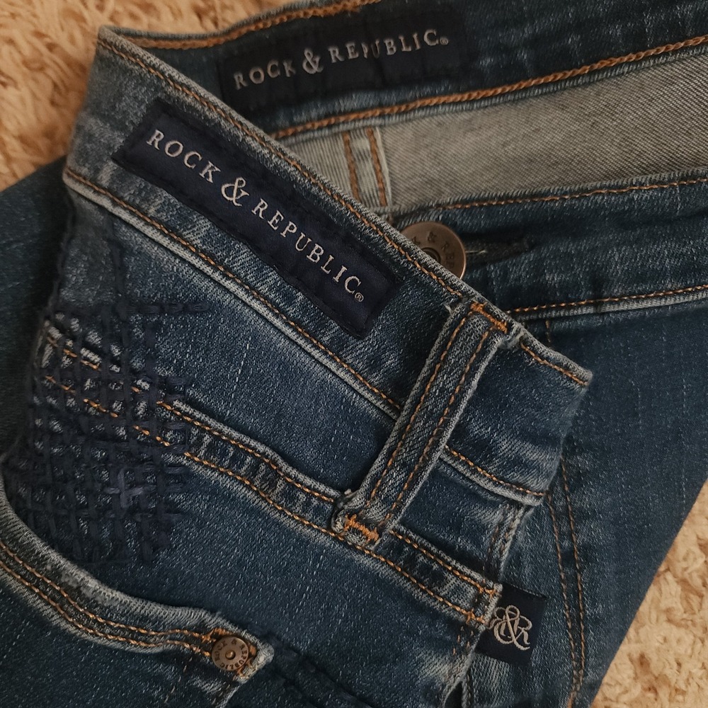 Rock & Republic Berlin Jeans Womens‎ 16M Blue Distressed Sashiko Embroid Skinny